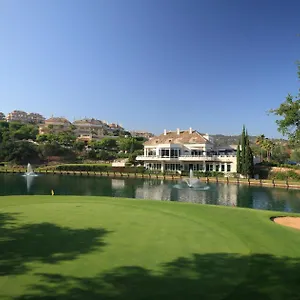 Elviria Hills Living Aparthotel
